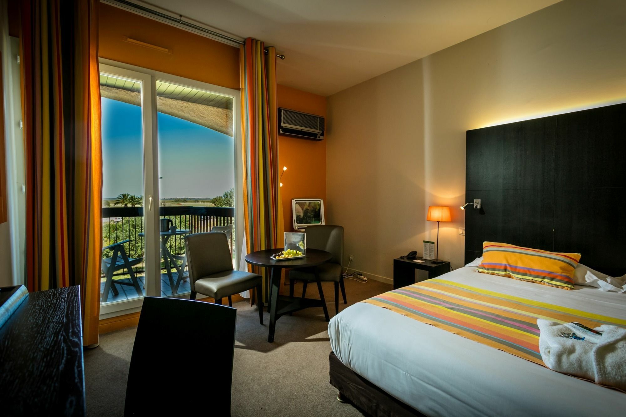 Hotel Le Mas D'Huston Spa And Golf Saint-Cyprien  Extérieur photo